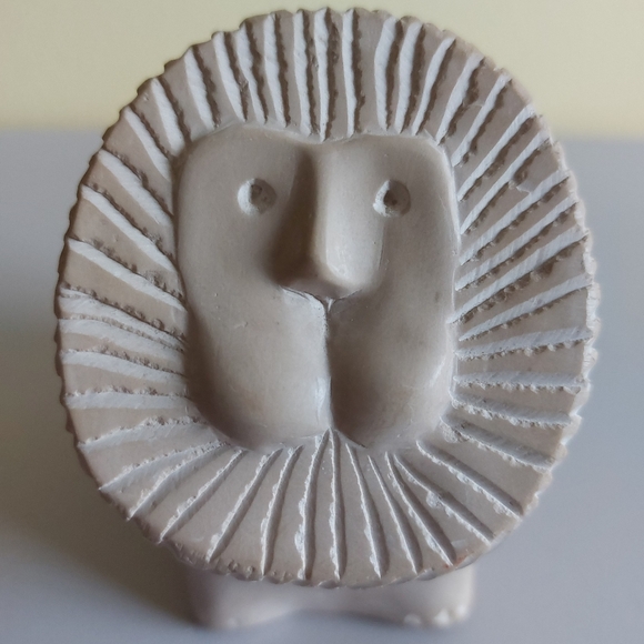 Soapstone Carving - Picture 2 of 10